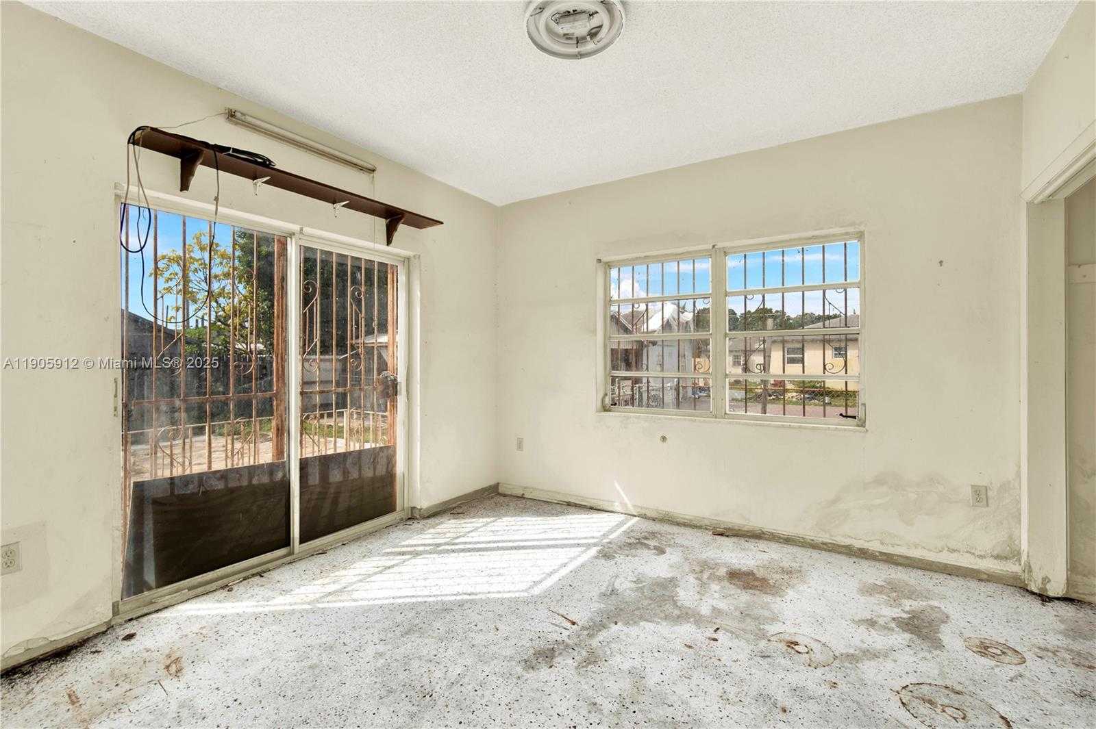 Small Image of 2974 NORTH WEST 28TH ST #2, Miami Number 37