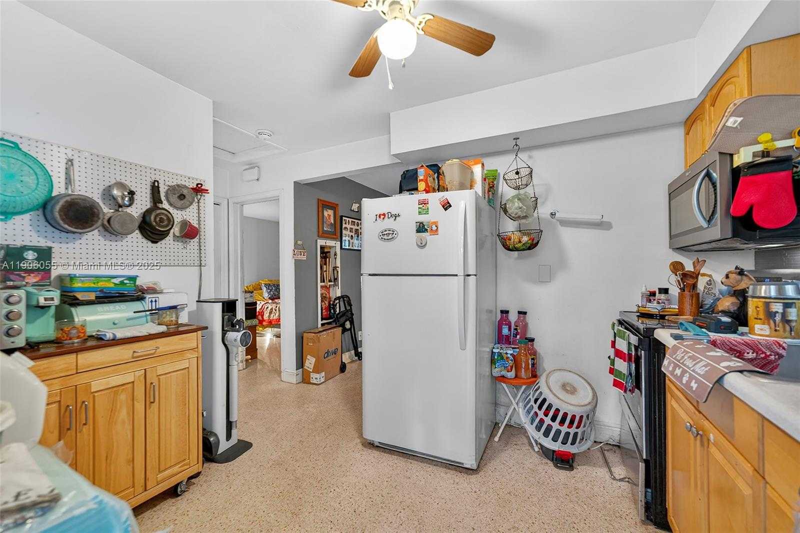 Small Image of 1219 NORTH EAST 18TH AVE #3, Fort Lauderdale Number 16