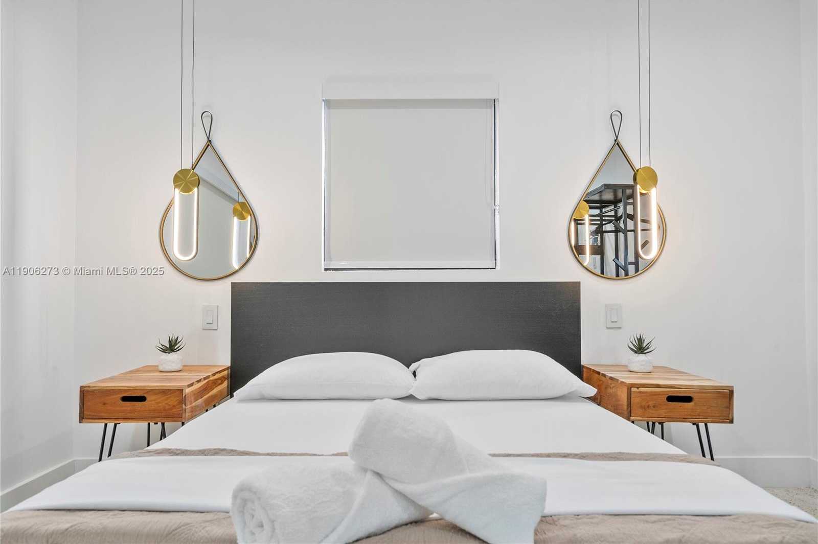 Small Image of 256 NORTH WEST 57TH ST, Miami Number 10