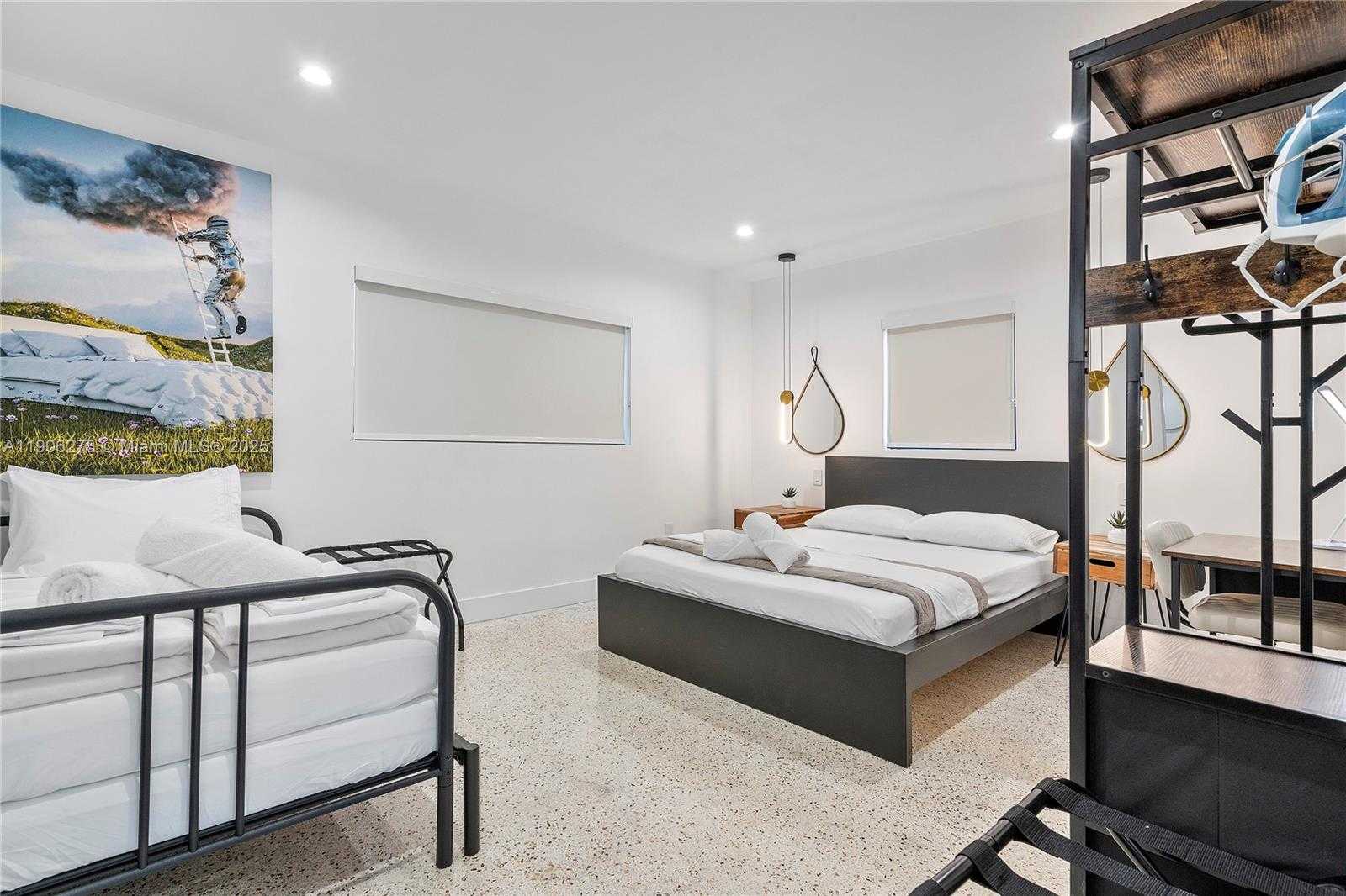 Small Image of 256 NORTH WEST 57TH ST, Miami Number 11