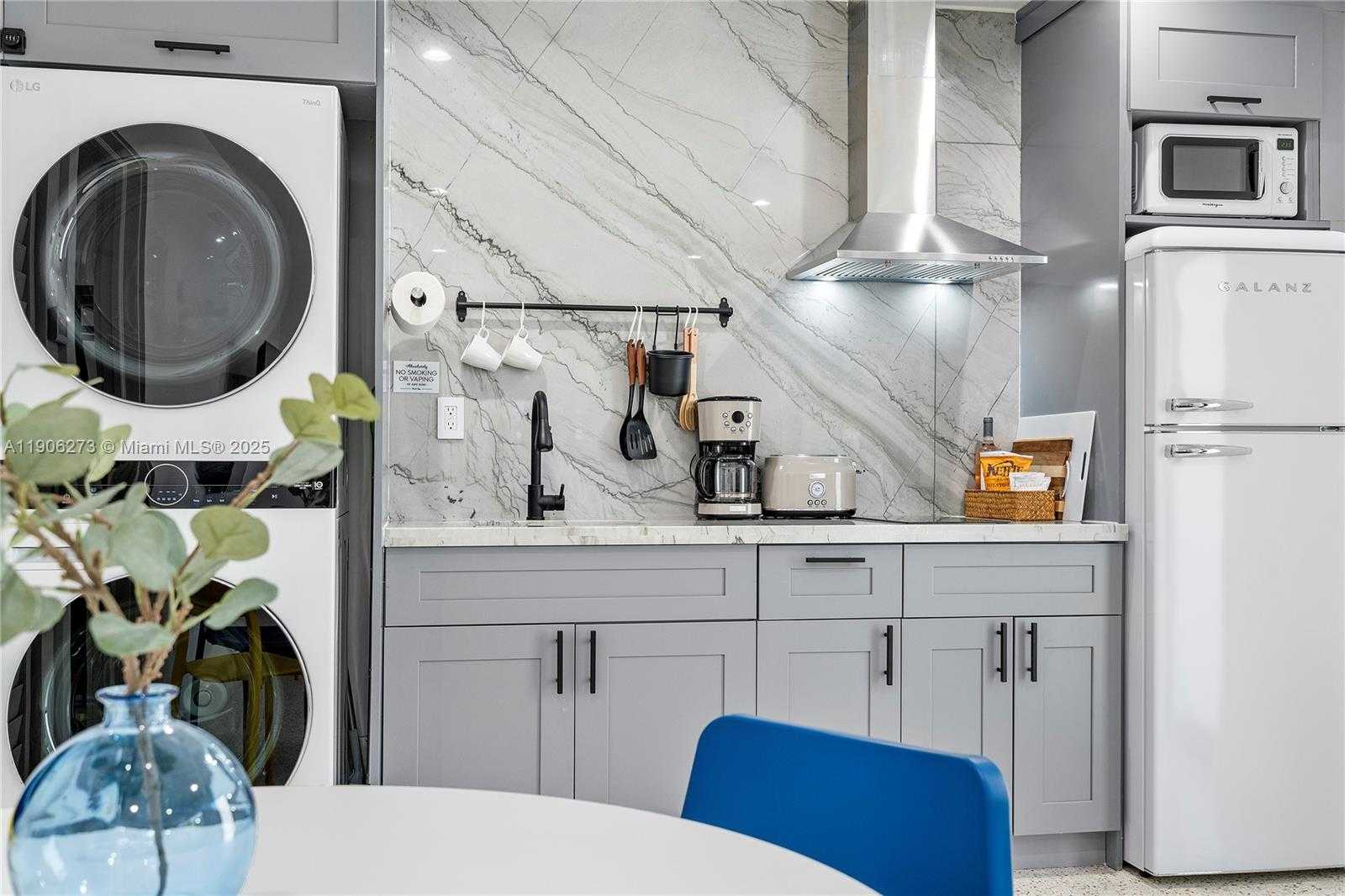 Small Image of 256 NORTH WEST 57TH ST, Miami Number 39