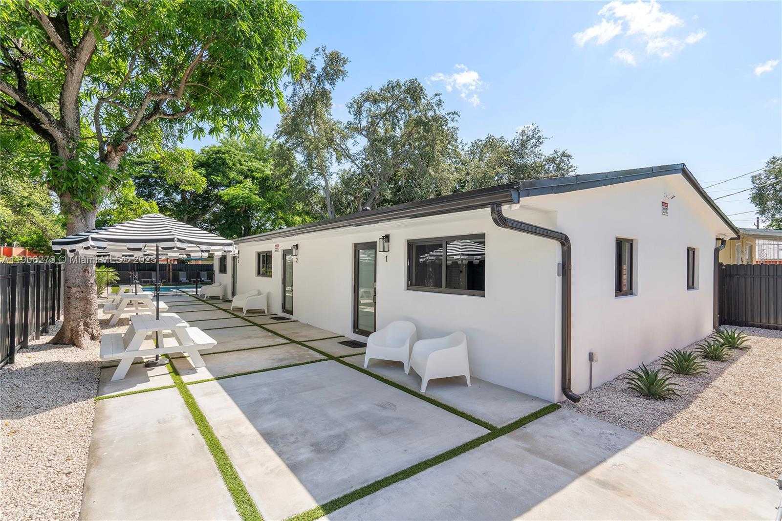 Small Image of 256 NORTH WEST 57TH ST, Miami Number 44