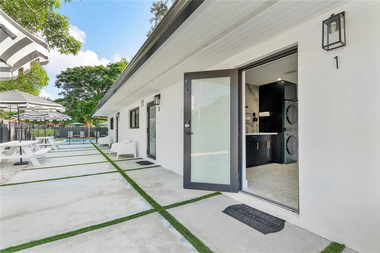 Small Image of 256 NORTH WEST 57TH ST, Miami Number 5