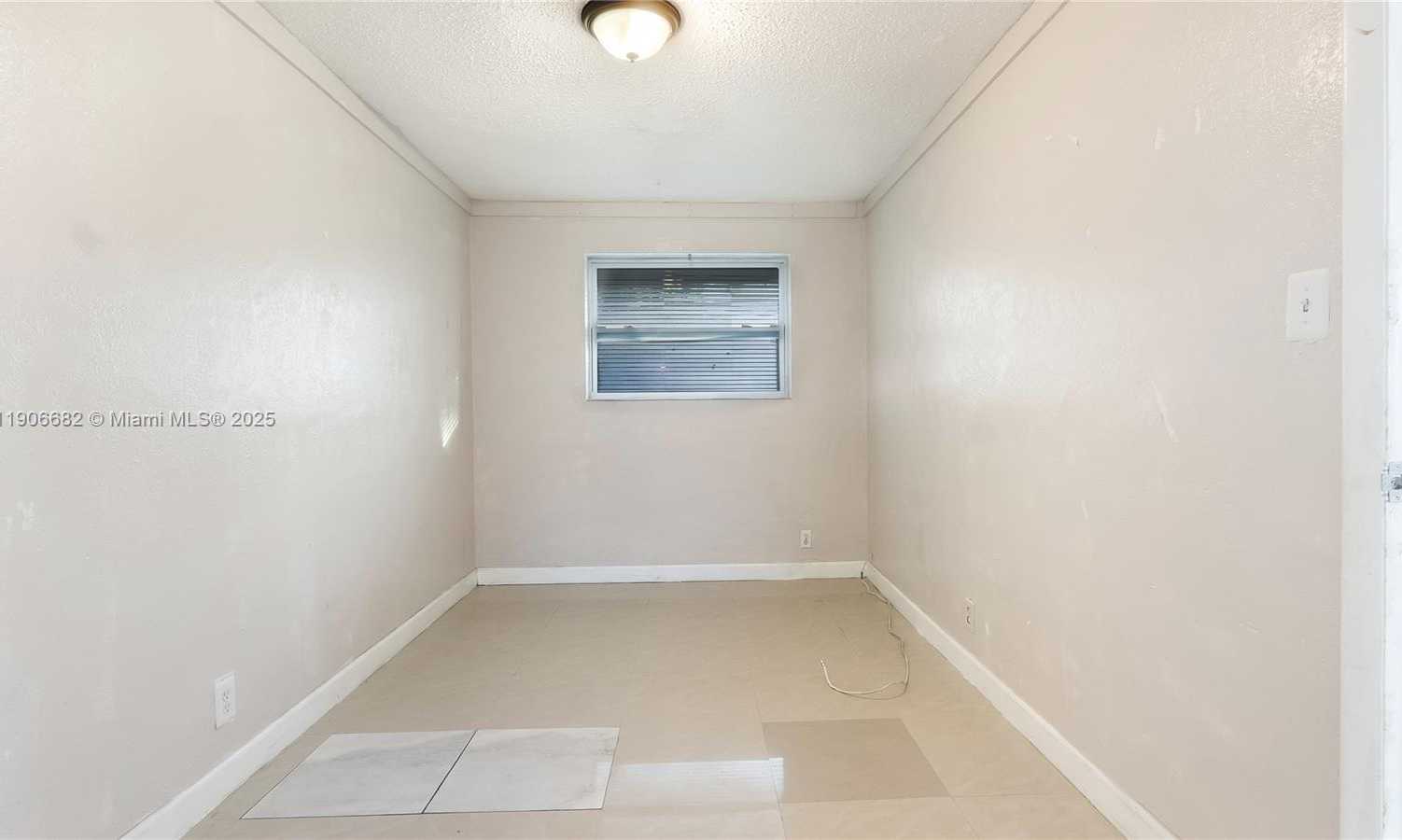 Small Image of 218 NORTH WEST 8TH AVE #2, Dania Beach Number 17