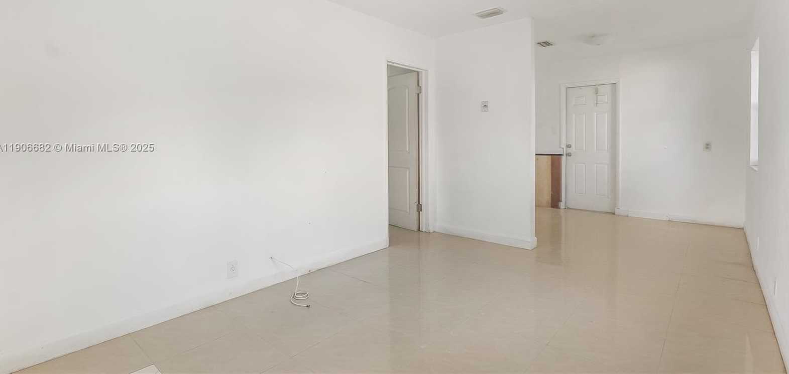 Small Image of 218 NORTH WEST 8TH AVE #2, Dania Beach Number 23