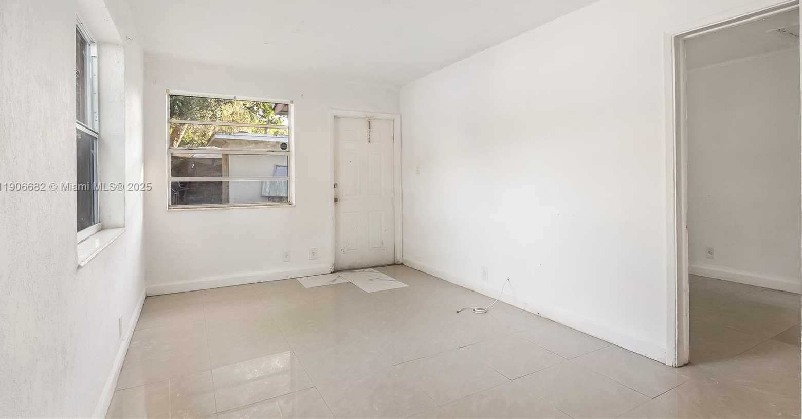 Small Image of 218 NORTH WEST 8TH AVE #2, Dania Beach Number 24