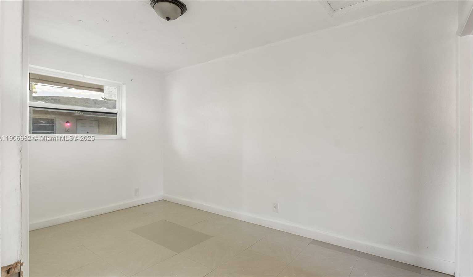 Small Image of 218 NORTH WEST 8TH AVE #2, Dania Beach Number 26