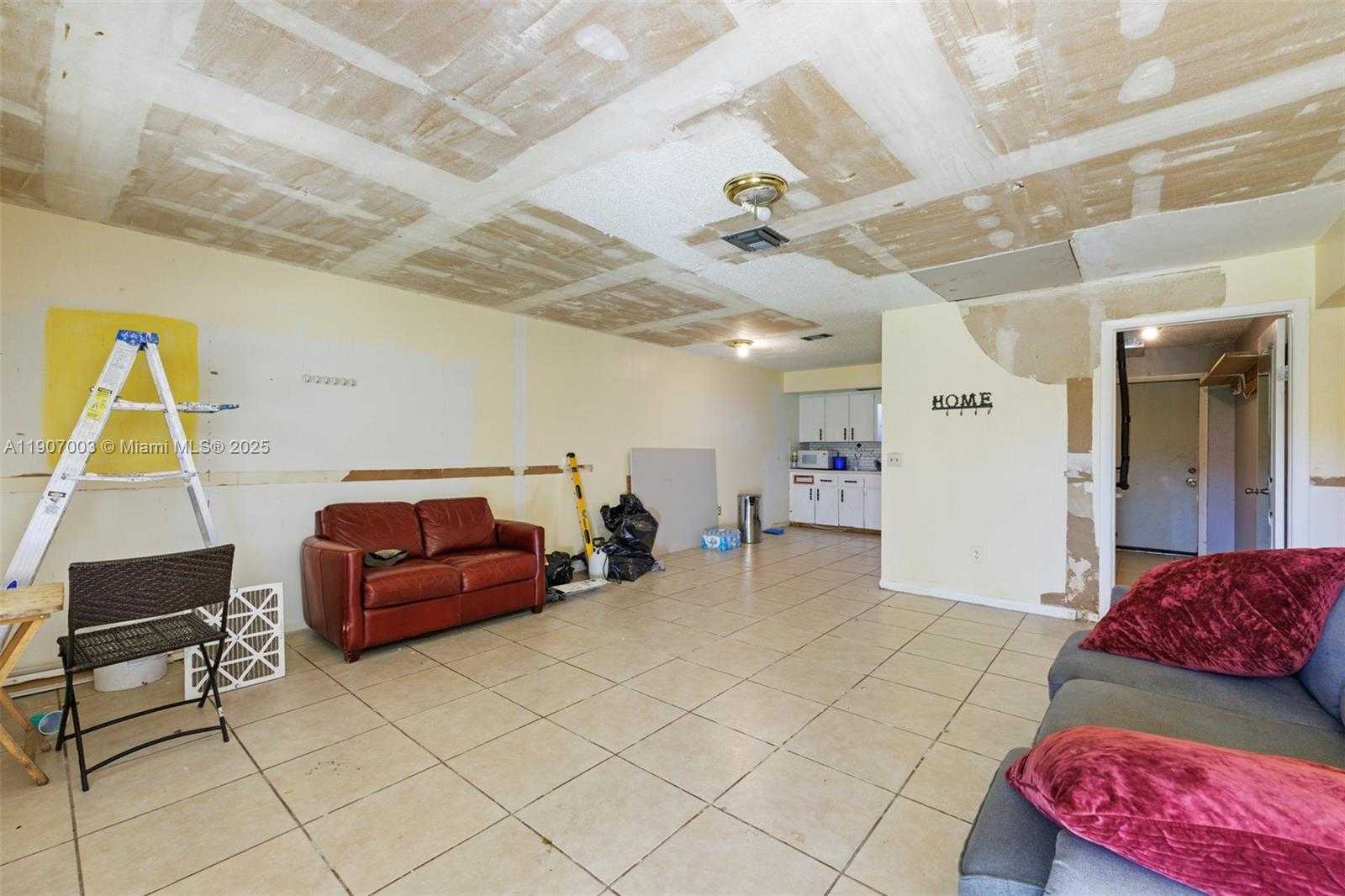 Small Image of 4610 HAIRLAND DR #3, West Palm Beach Number 10