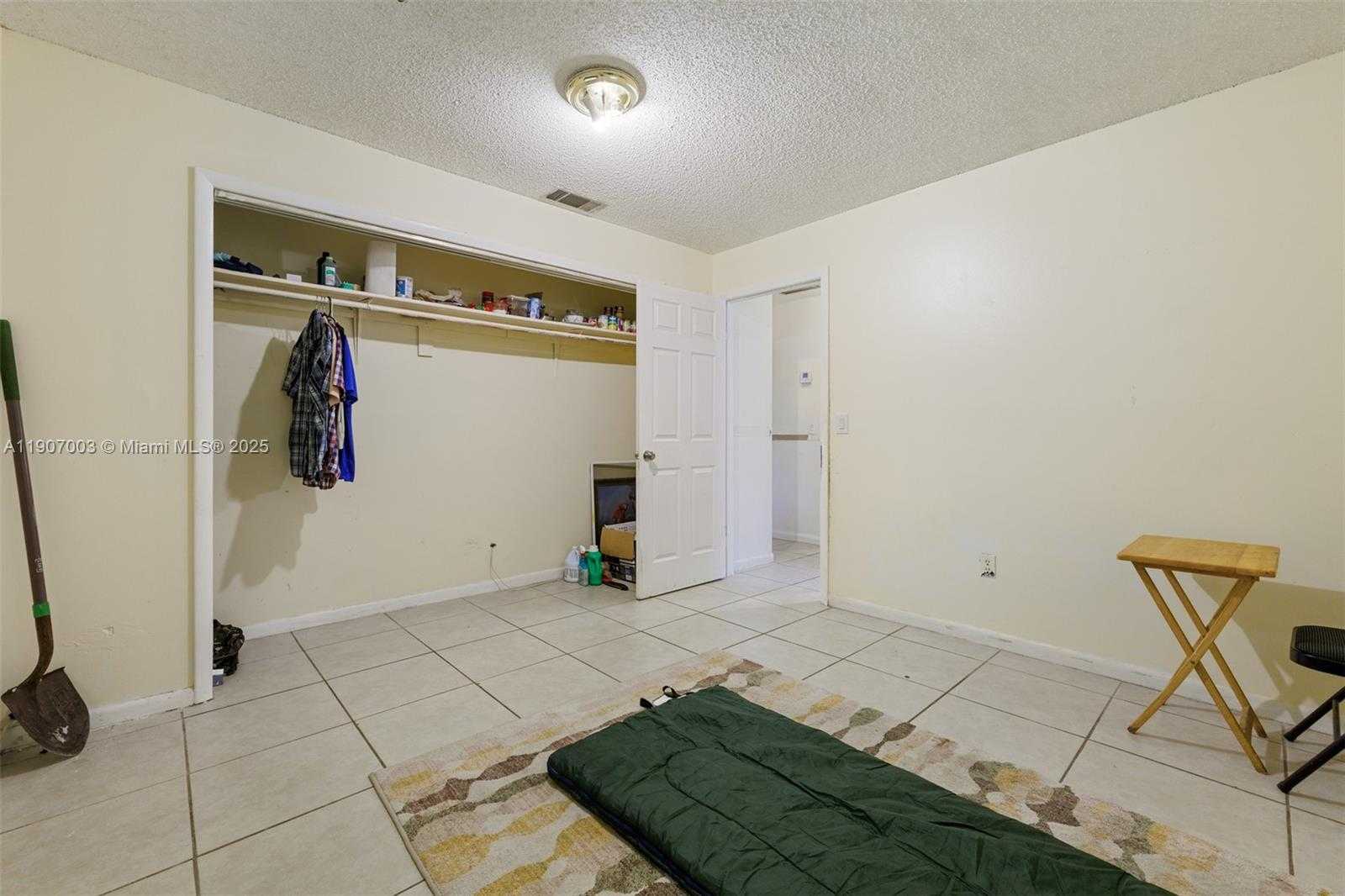Small Image of 4610 HAIRLAND DR #3, West Palm Beach Number 3
