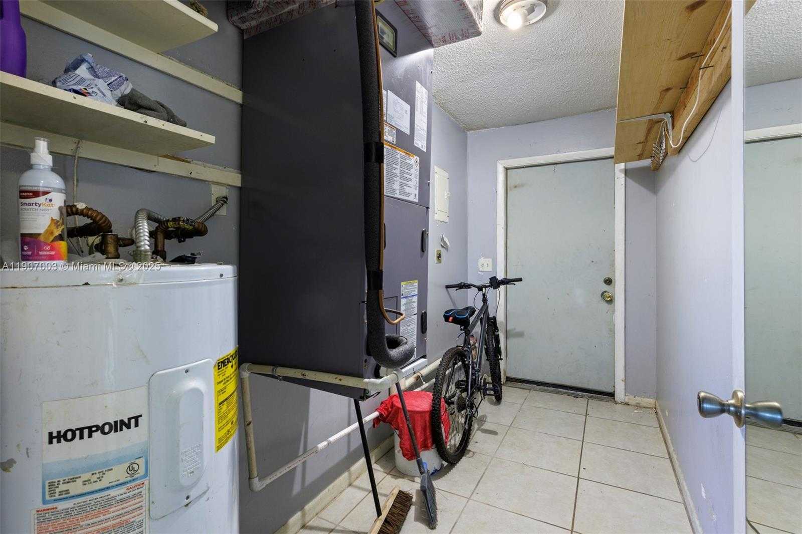 Small Image of 4610 HAIRLAND DR #3, West Palm Beach Number 7