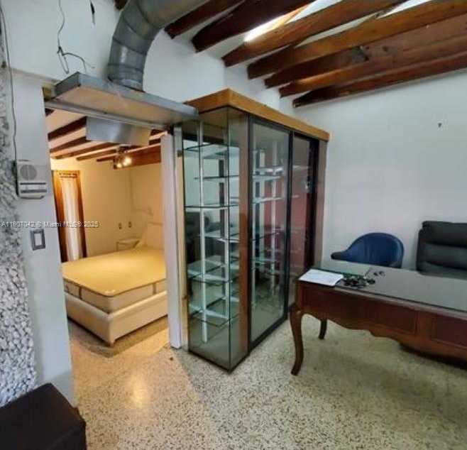 Small Image of 6918 NORTH EAST 5TH AVE, Miami Number 5