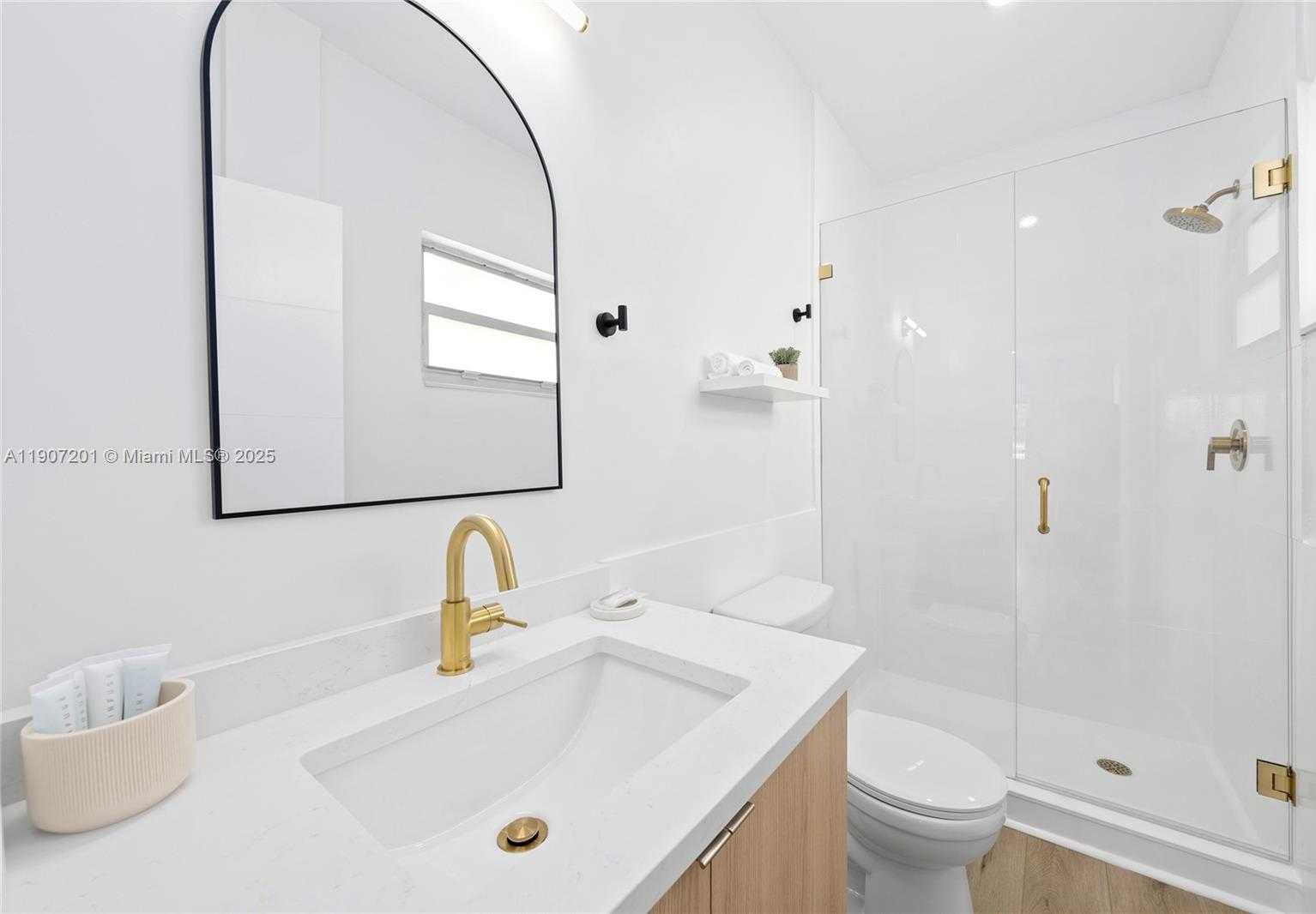 Small Image of 401 NORTH 6TH AVE N, Lake Worth Number 19