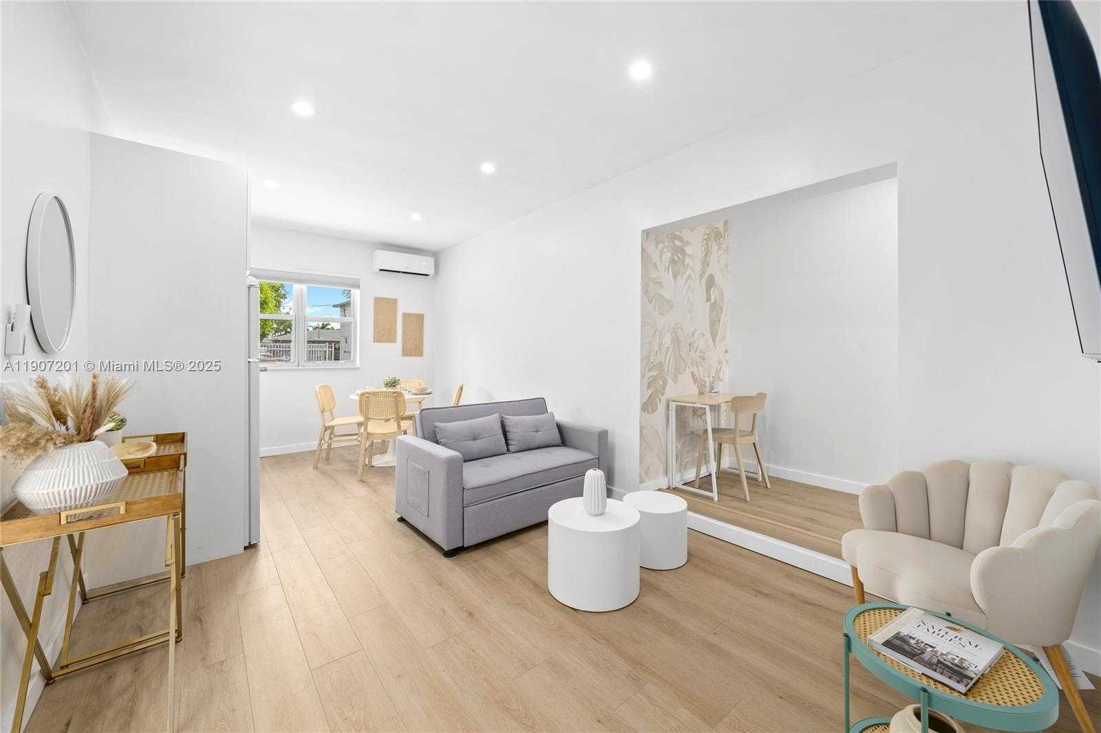 Small Image of 401 NORTH 6TH AVE N, Lake Worth Number 20