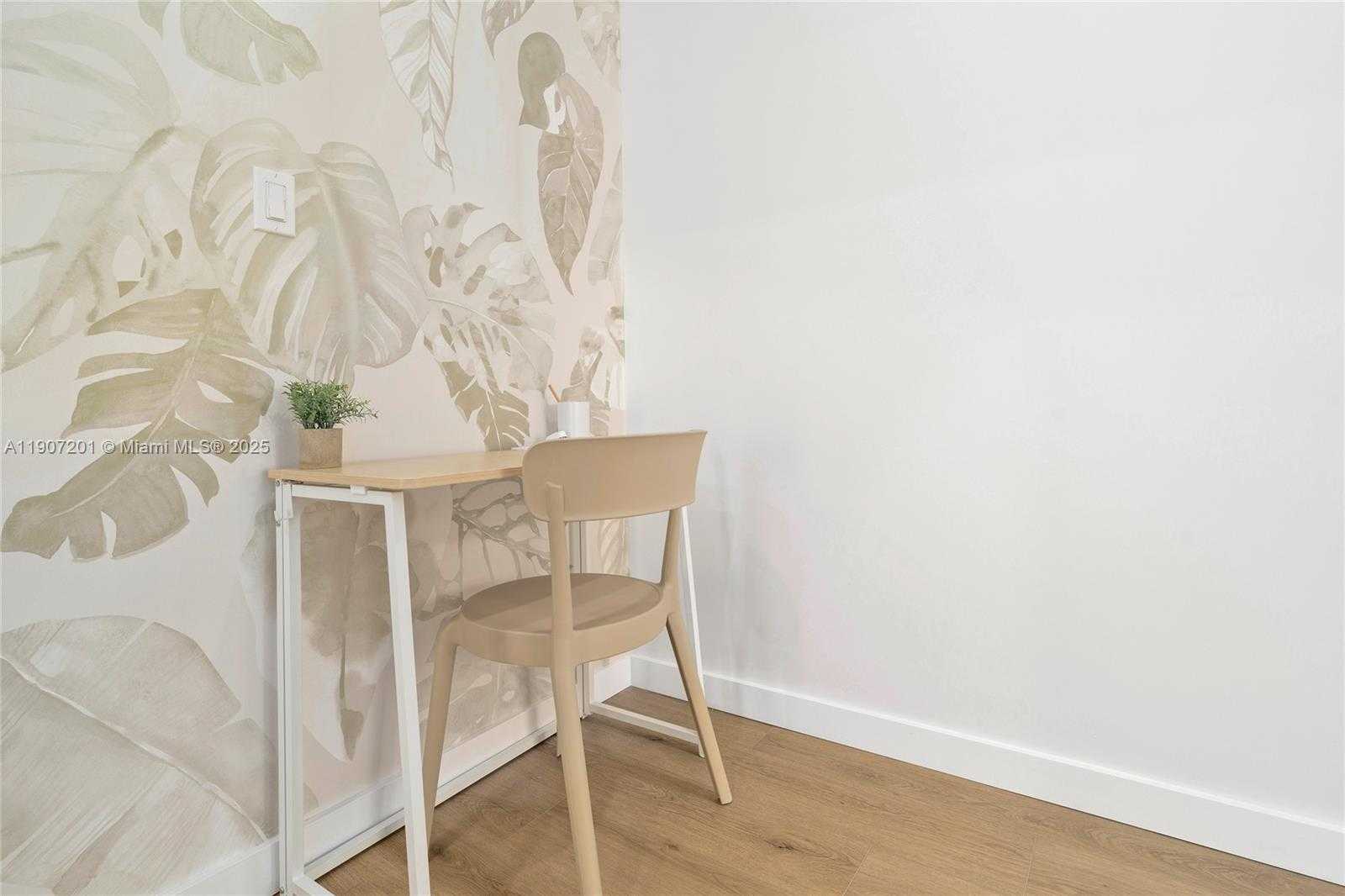 Small Image of 401 NORTH 6TH AVE N, Lake Worth Number 22