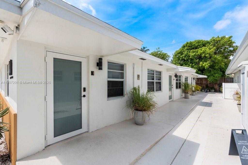 Small Image of 401 NORTH 6TH AVE N, Lake Worth Number 3