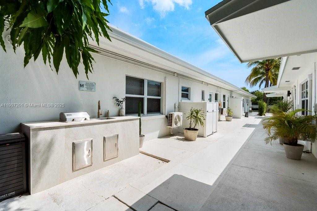 Small Image of 401 NORTH 6TH AVE N, Lake Worth Number 6