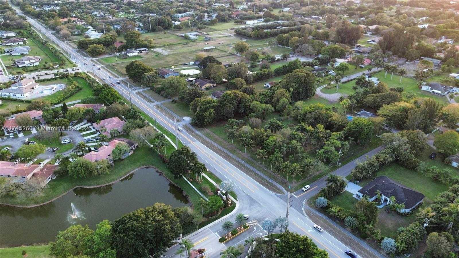 Small Image of 1615 HIATUS RD, Davie Number 11