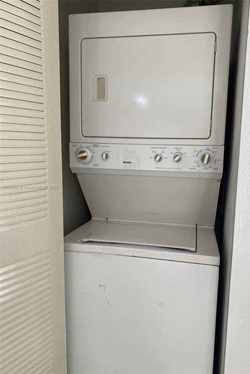 Small Image of 6195 NORTH WEST 186TH ST #309, Hialeah Number 6