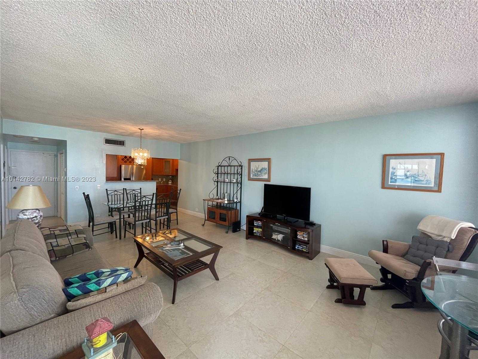 Small Image of 3505 SOUTH OCEAN DR #1415, Hollywood Number 3