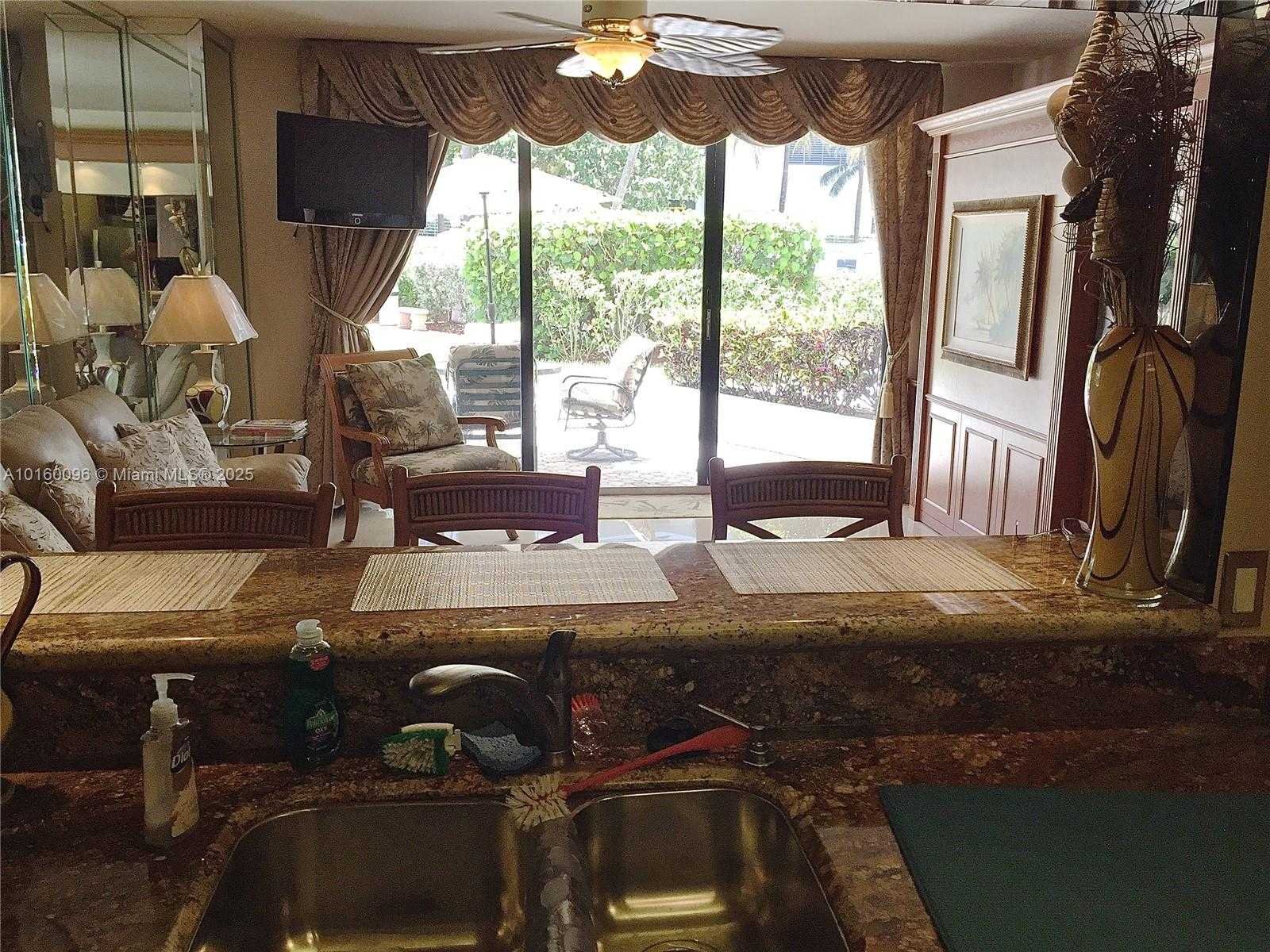 Small Image of 3505 SOUTH OCEAN DR #105, Hollywood Number 3