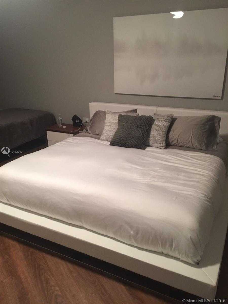 Small Image of 19333 EAST COLLINS AVE #1102, Sunny Isles Beach Number 8