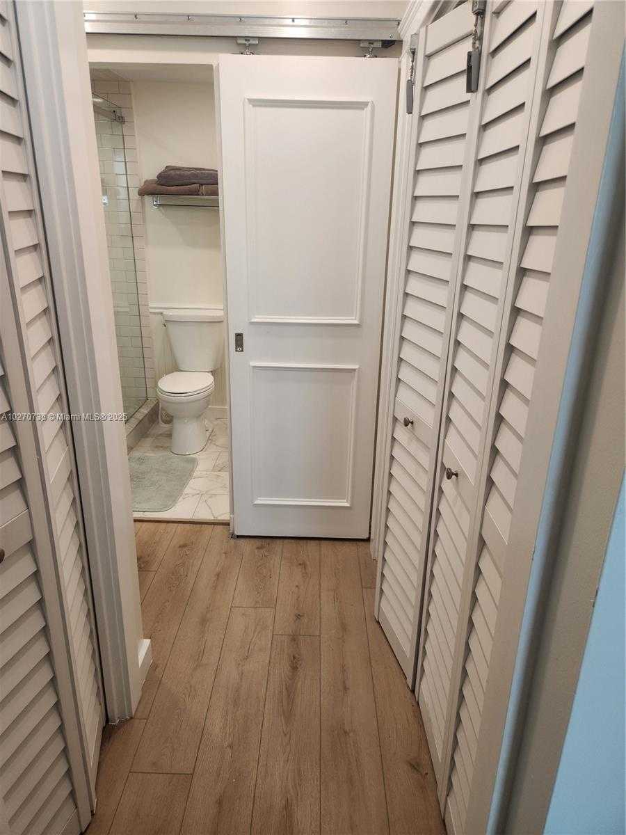 Small Image of 3505 SOUTH OCEAN DR #607, Hollywood Number 7