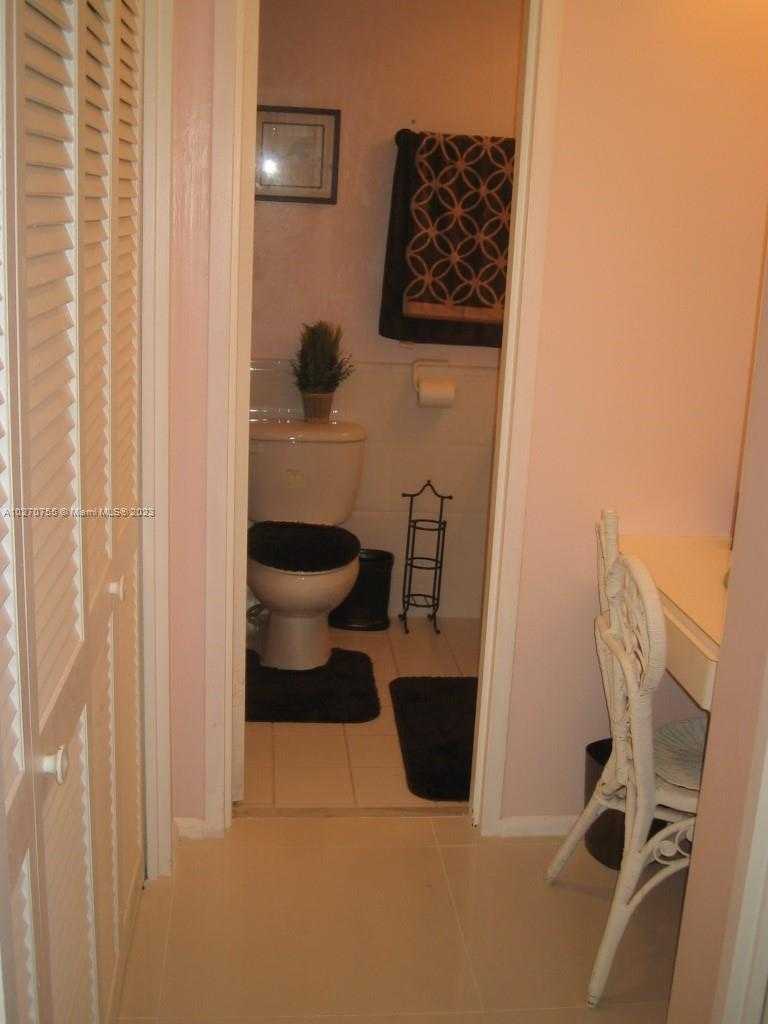 Small Image of 3505 SOUTH OCEAN DR #1111, Hollywood Number 7