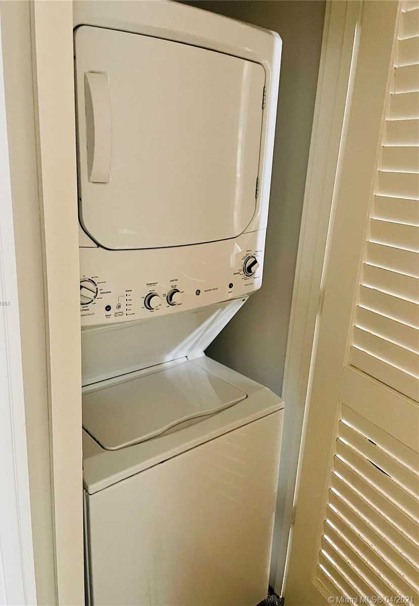 Small Object Image