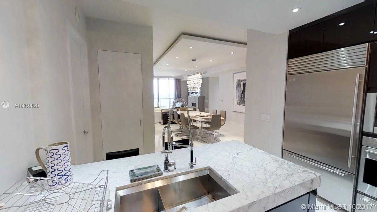 Small Image of 9701 Collins Ave, Bal Harbour, FL 33154, USA Number 12
