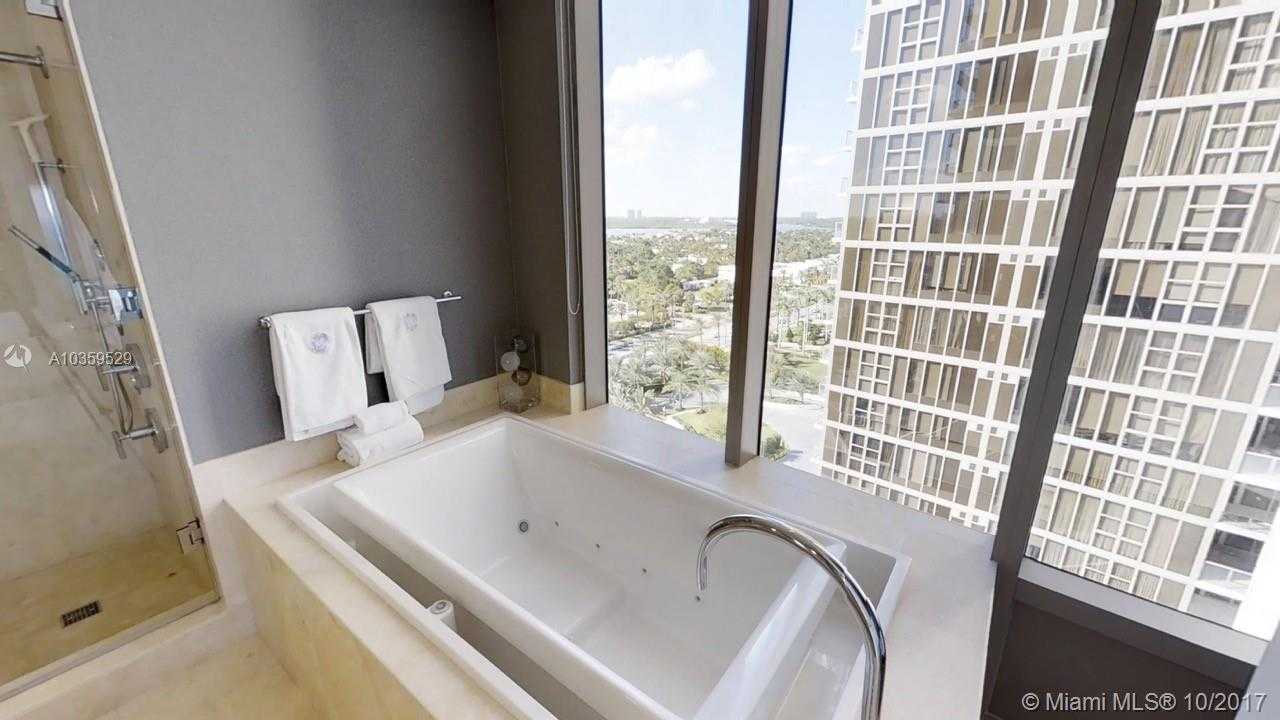 Small Image of 9701 Collins Ave, Bal Harbour, FL 33154, USA Number 8
