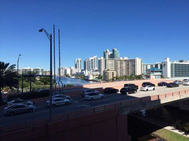 Small Image of 2602 Hallandale Beach Boulevard, Hallandale Beach, FL 33009, USA Number 13