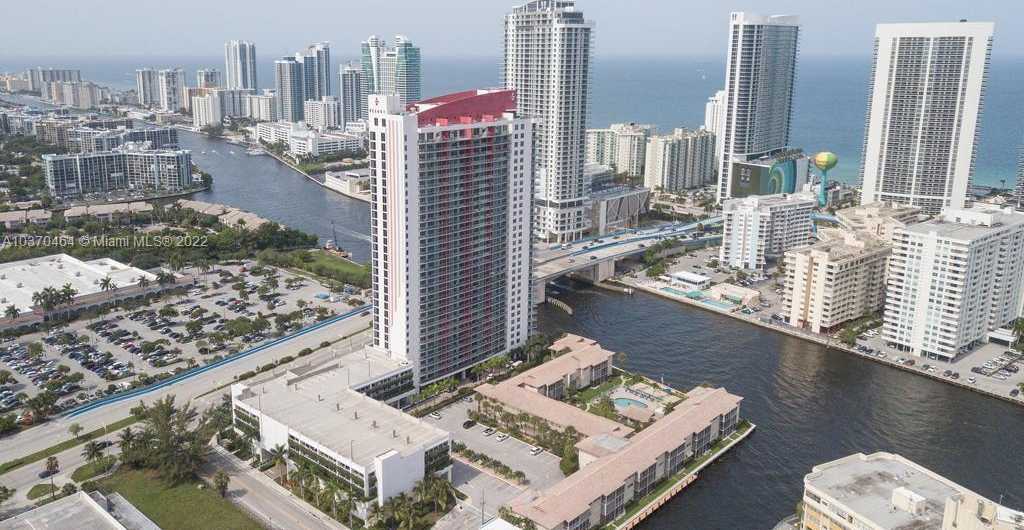 Small Image of 2602 Hallandale Beach Boulevard, Hallandale Beach, FL 33009, USA Number 17