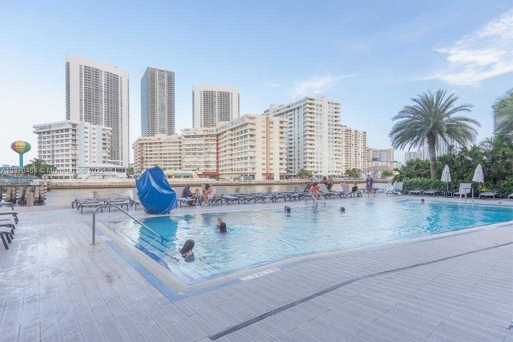 Small Image of 2602 Hallandale Beach Boulevard, Hallandale Beach, FL 33009, USA Number 26