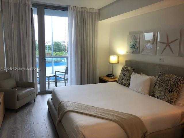 Small Image of 2602 Hallandale Beach Boulevard, Hallandale Beach, FL 33009, USA Number 5