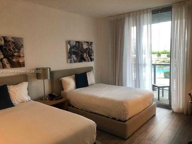 Small Image of 2602 Hallandale Beach Boulevard, Hallandale Beach, FL 33009, USA Number 9