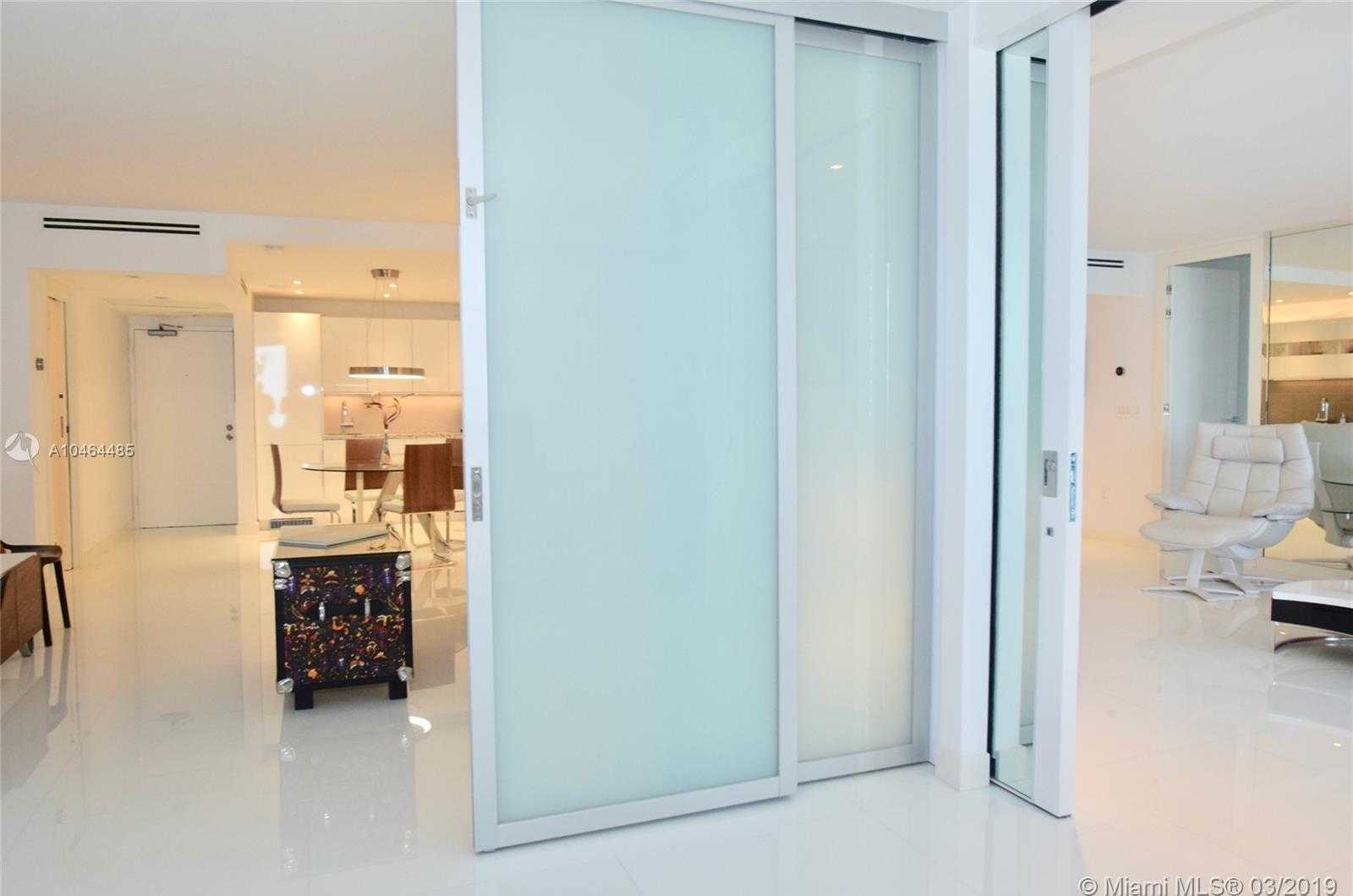 Small Image of 2301 Collins Ave, Miami Beach, FL 33139, USA Number 10
