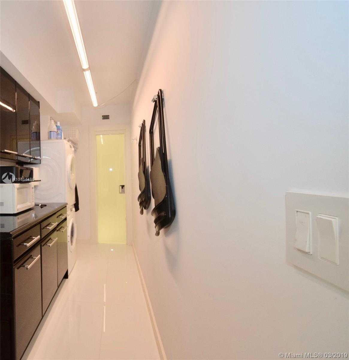 Small Image of 2301 Collins Ave, Miami Beach, FL 33139, USA Number 17