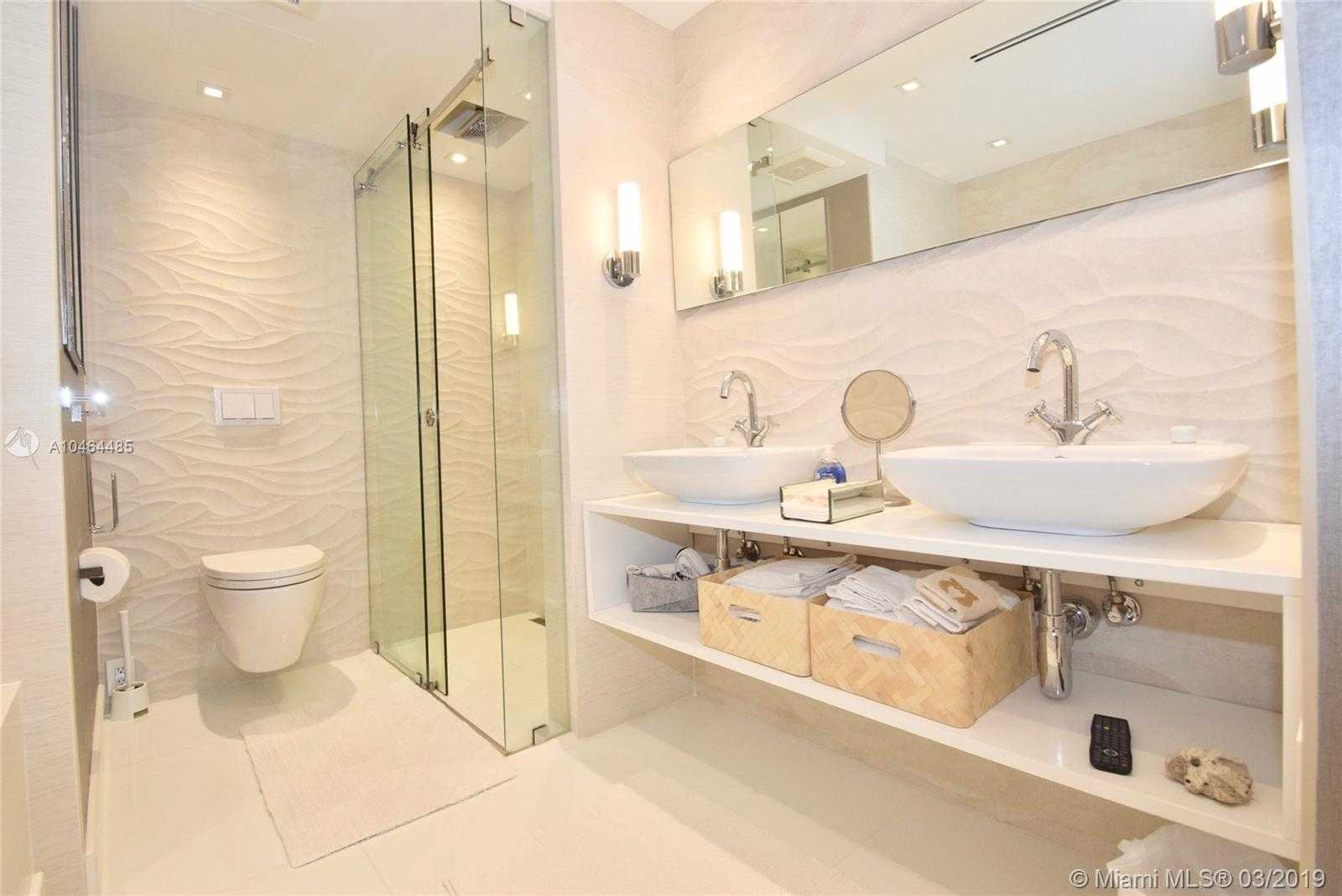 Small Image of 2301 Collins Ave, Miami Beach, FL 33139, USA Number 21