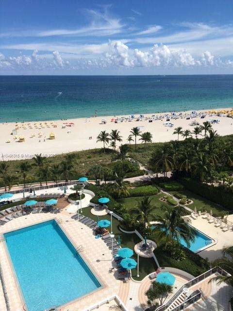 Small Image of 100 Lincoln Rd, Miami Beach, FL 33139, USA Number 11