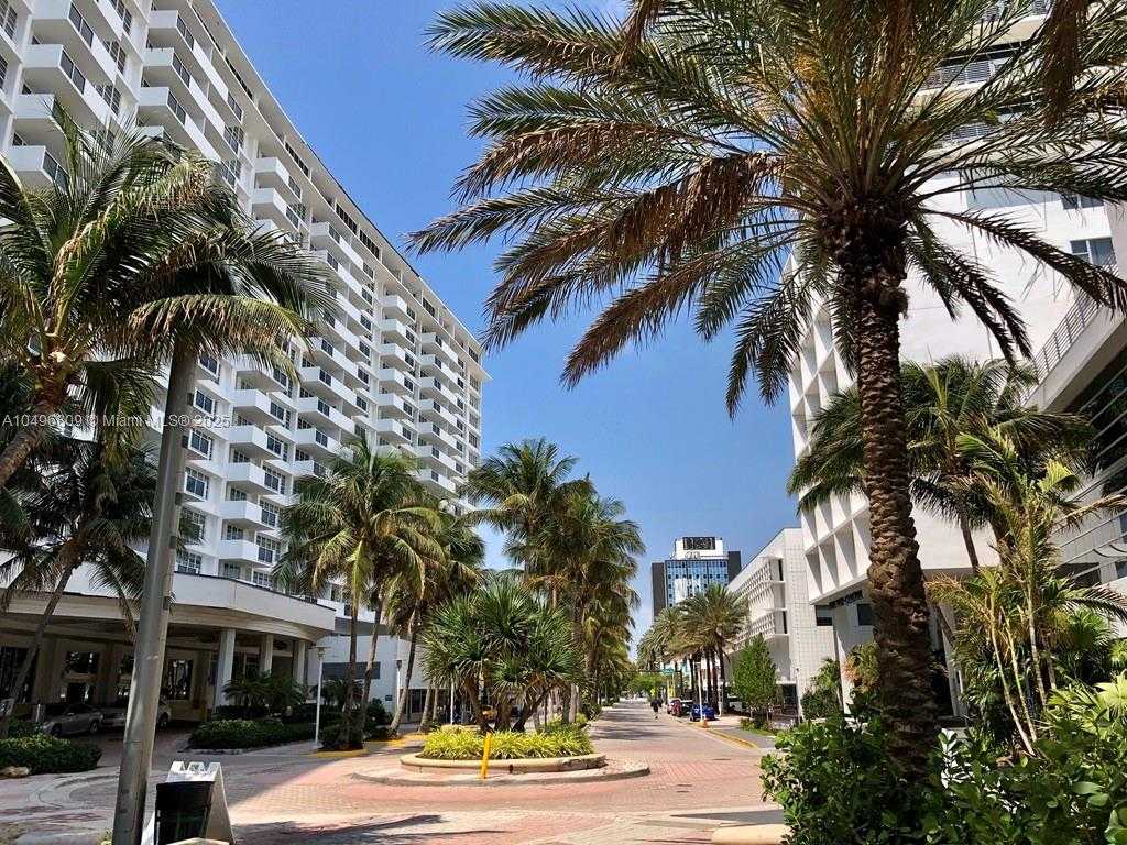 Small Image of 100 LINCOLN RD #1423, Miami Beach Number 46