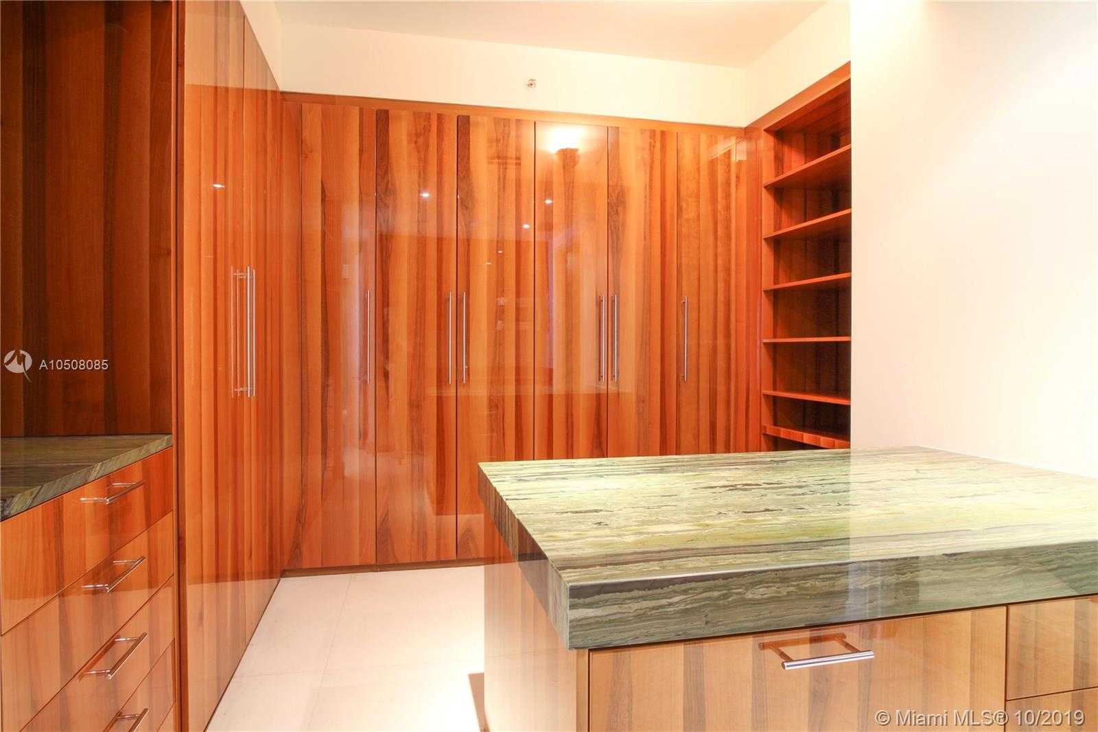 Small Image of 9701 Collins Ave, Bal Harbour, FL 33154, USA Number 18