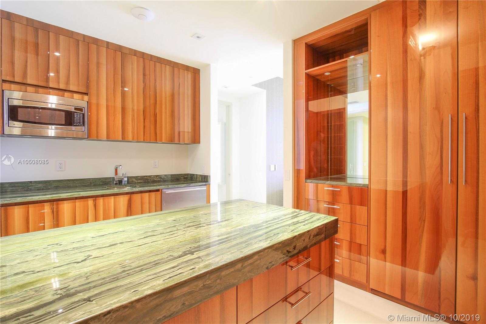 Small Image of 9701 Collins Ave, Bal Harbour, FL 33154, USA Number 19