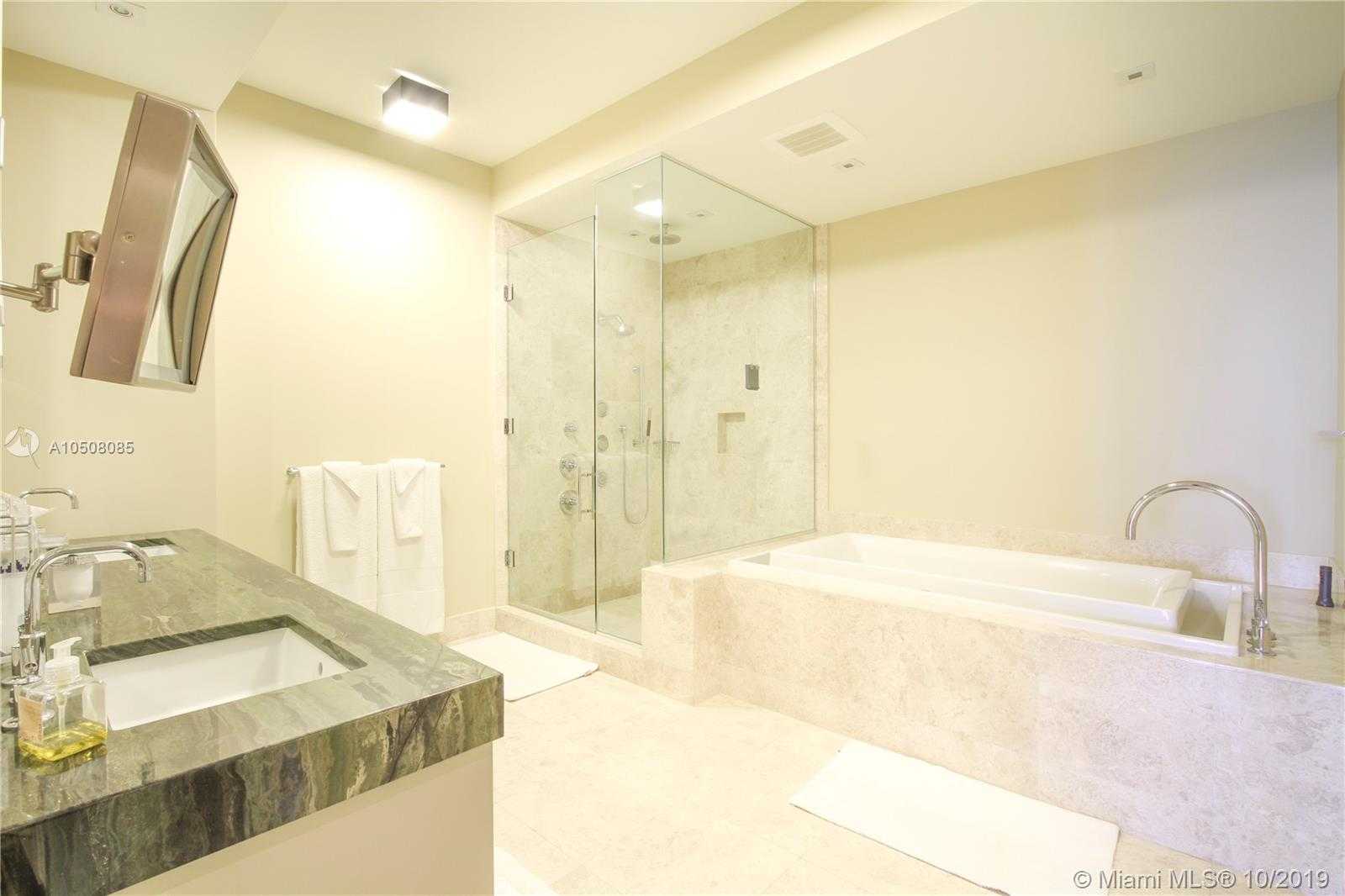 Small Image of 9701 Collins Ave, Bal Harbour, FL 33154, USA Number 20