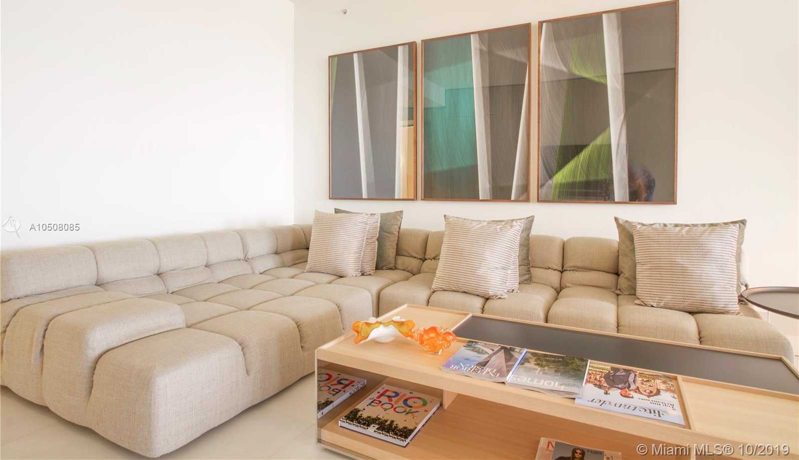 Small Image of 9701 Collins Ave, Bal Harbour, FL 33154, USA Number 6