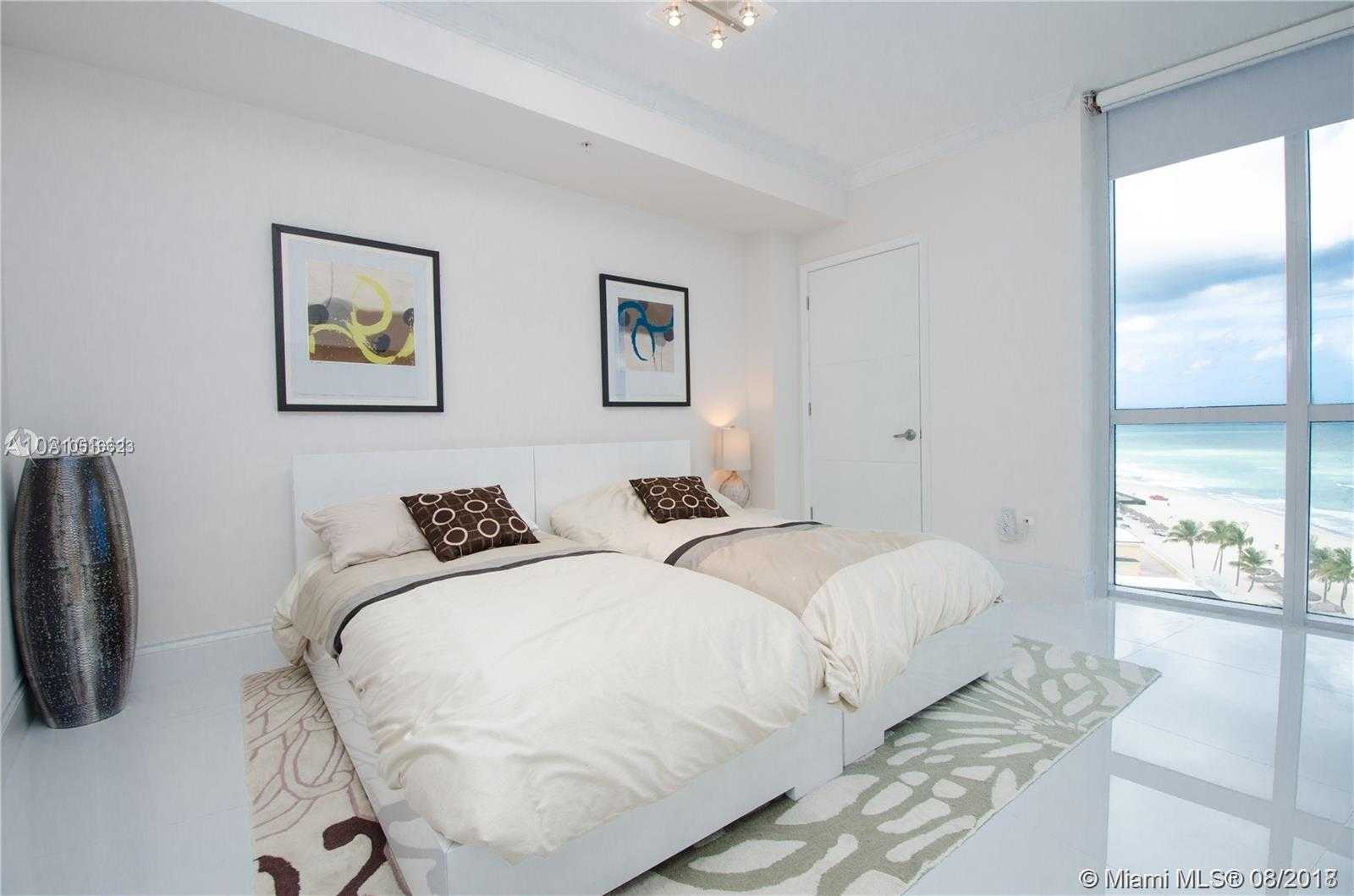 Small Image of 18201 Collins Ave, Sunny Isles Beach, FL 33160, USA Number 11