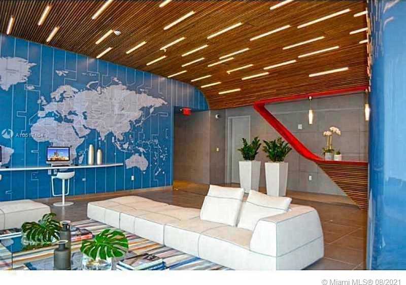 Small Image of 2602 E Hallandale Beach Blvd, Hallandale Beach, FL 33009, USA Number 14