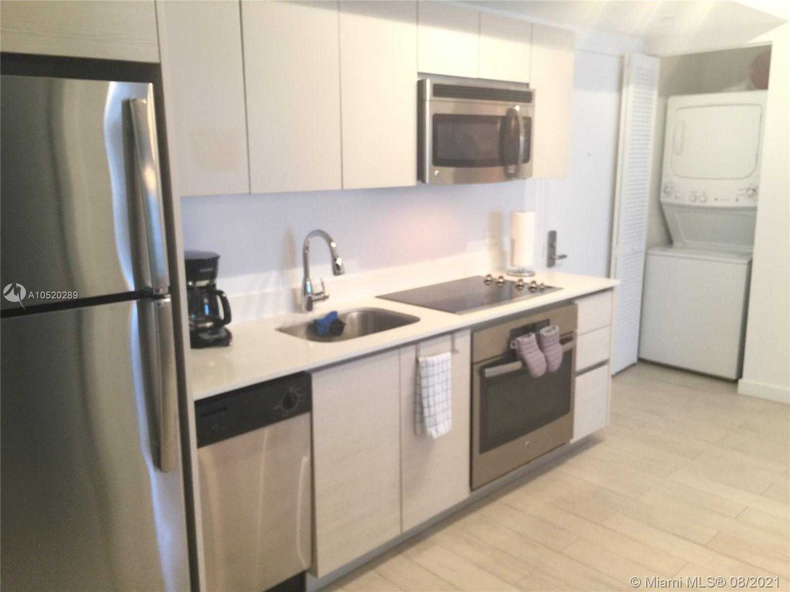 Small Image of 2602 E Hallandale Beach Blvd, Hallandale Beach, FL 33009, USA Number 2