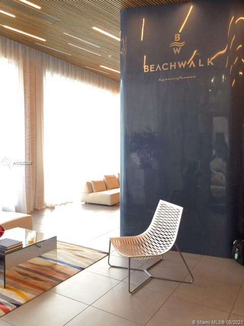 Small Image of 2602 E Hallandale Beach Blvd, Hallandale Beach, FL 33009, USA Number 28
