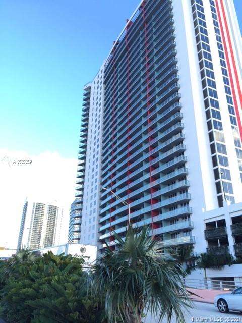 Small Image of 2602 E Hallandale Beach Blvd, Hallandale Beach, FL 33009, USA Number 29