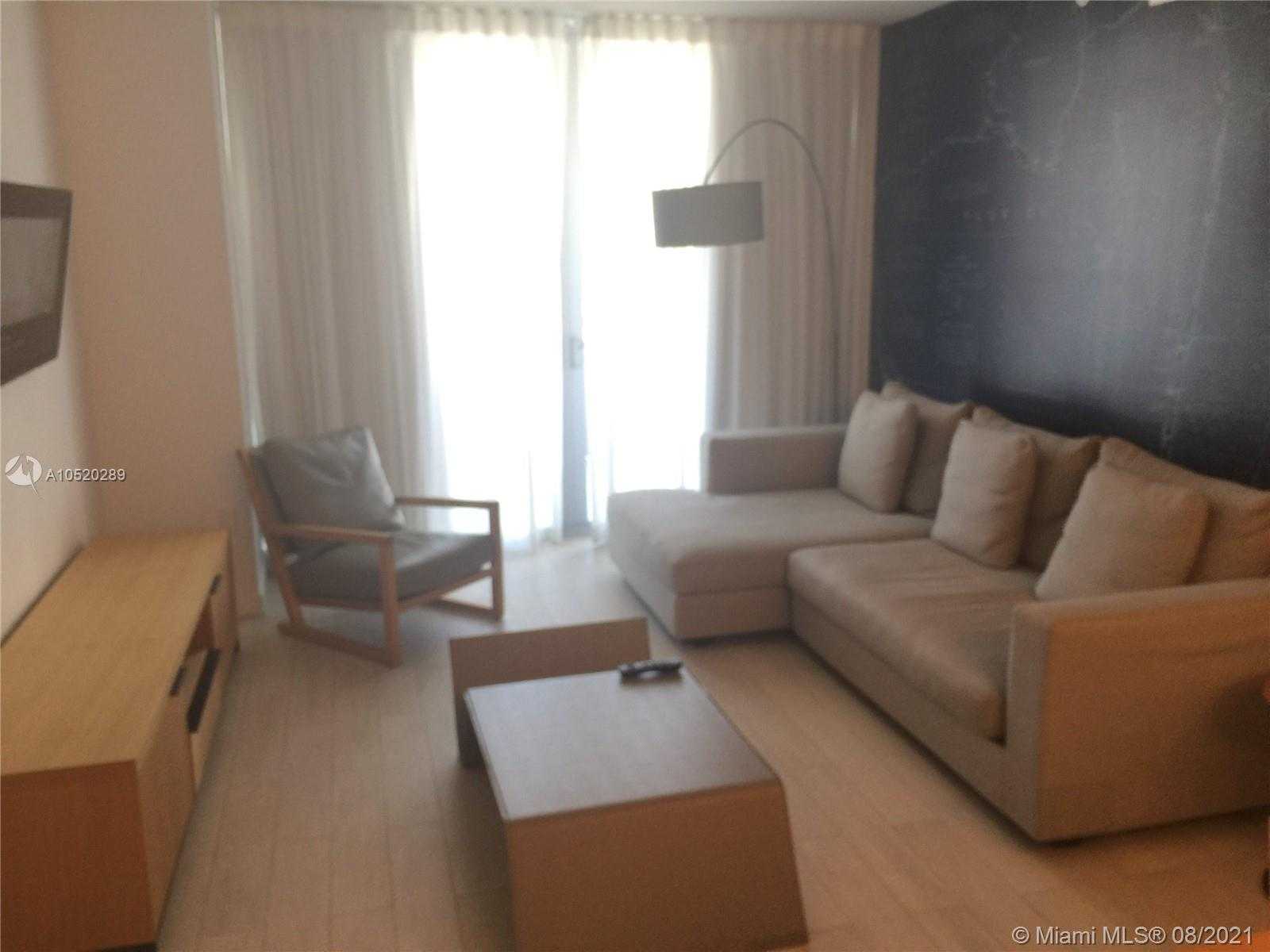 Small Image of 2602 E Hallandale Beach Blvd, Hallandale Beach, FL 33009, USA Number 4